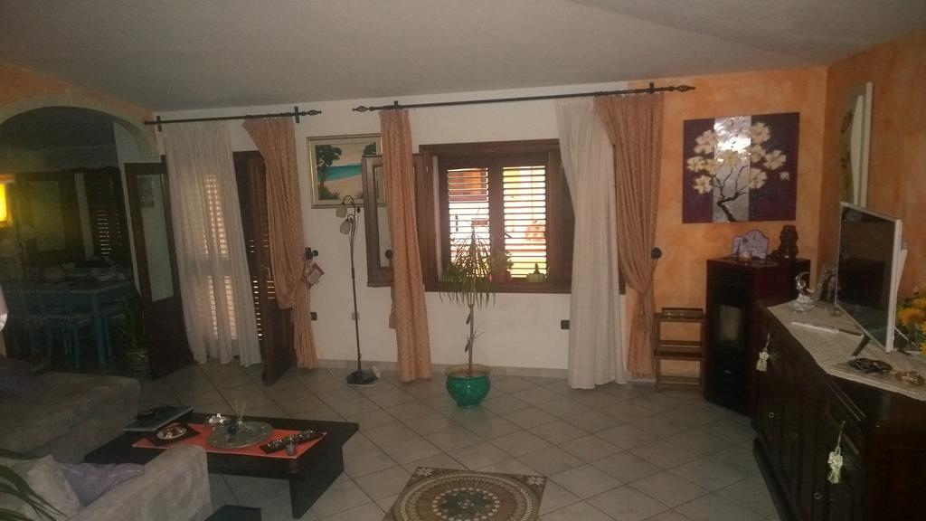 Casa Rosina Apartment Orosei Ruang foto