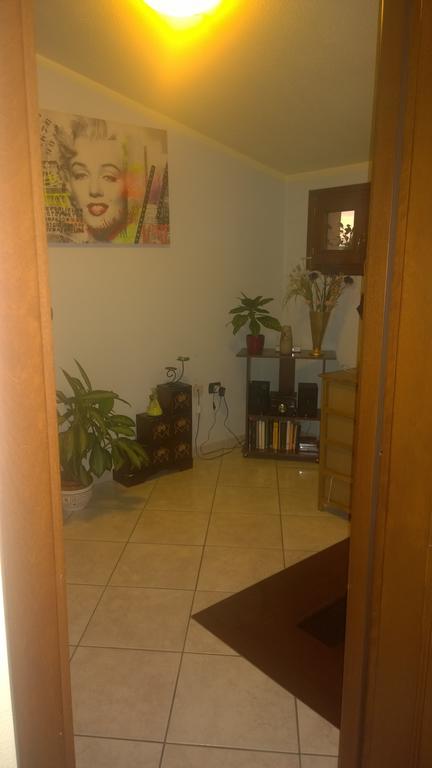 Casa Rosina Apartment Orosei Ruang foto