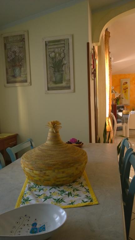Casa Rosina Apartment Orosei Ruang foto