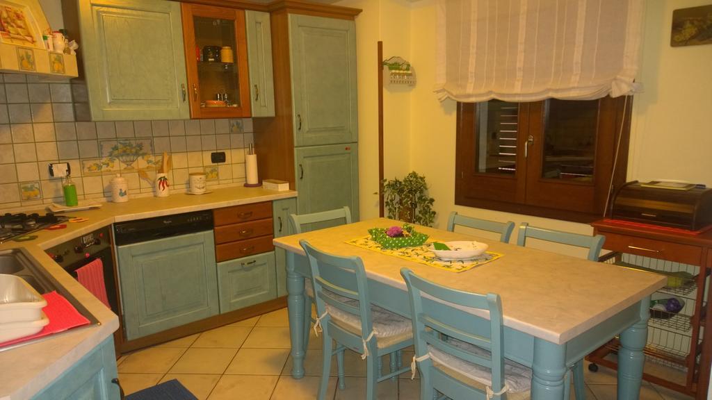 Casa Rosina Apartment Orosei Ruang foto