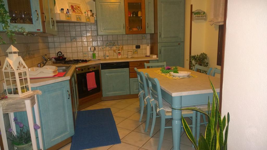 Casa Rosina Apartment Orosei Ruang foto